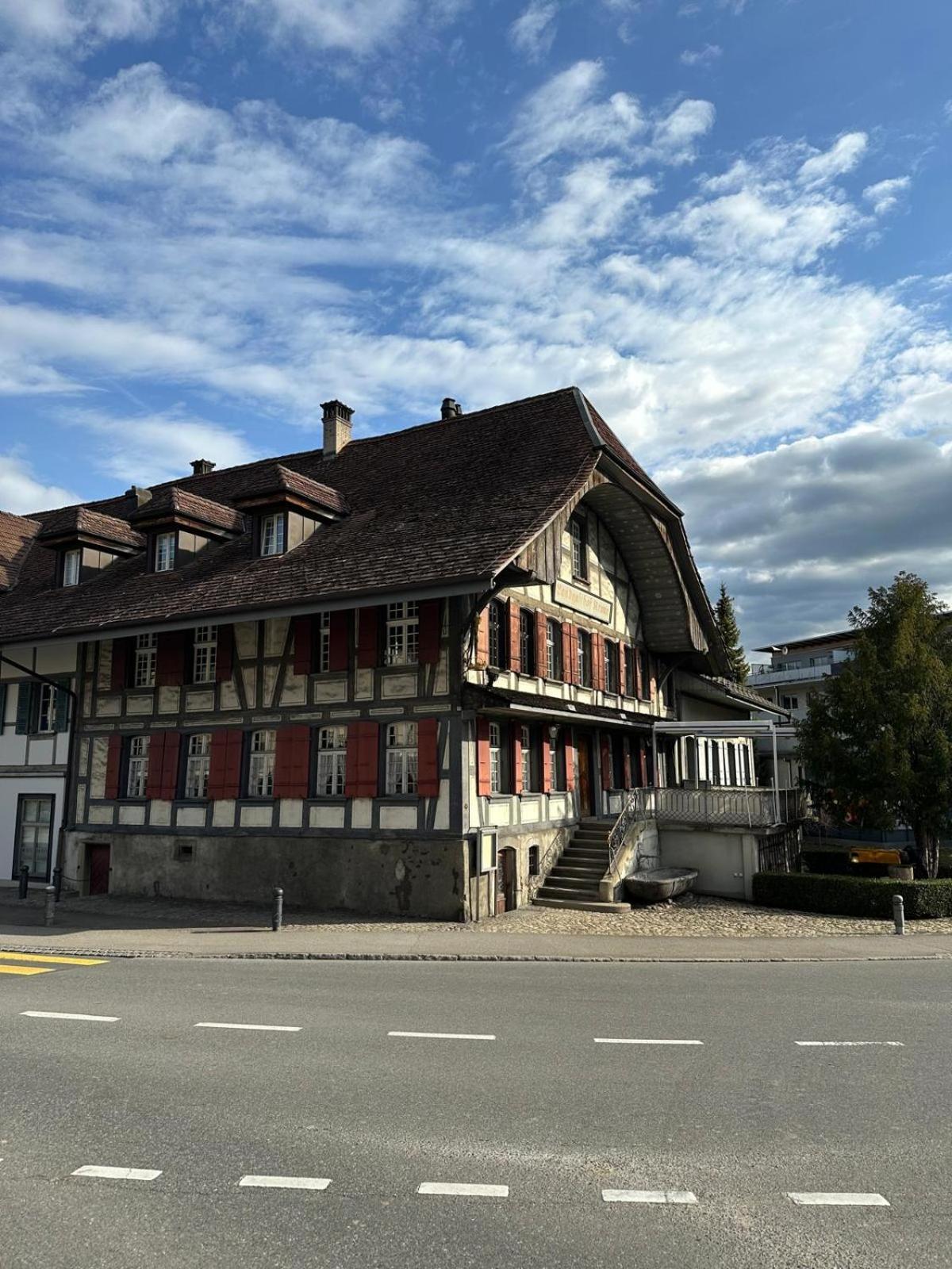 Hotel Krone Uetendorf Exterior photo